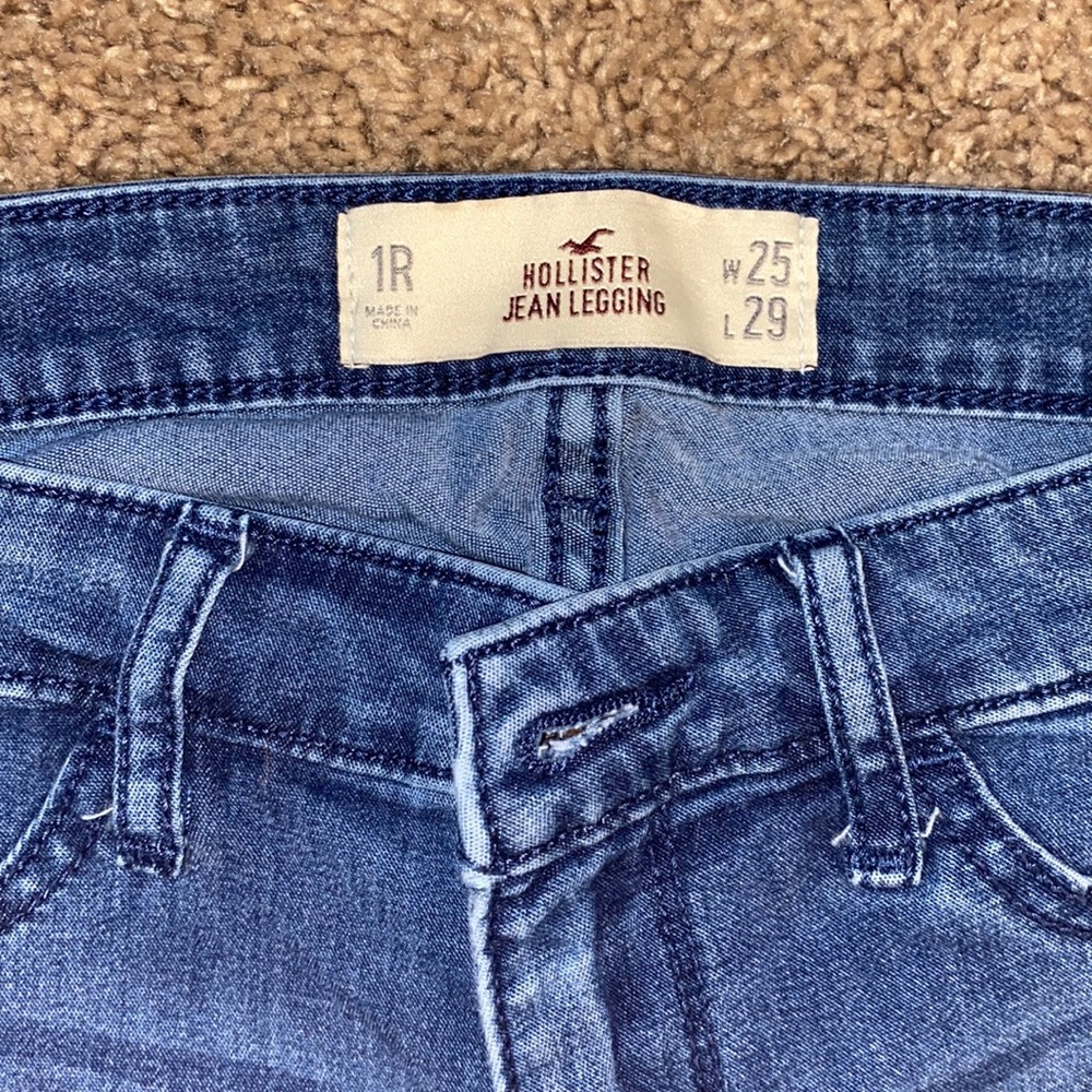 Hollister jeans